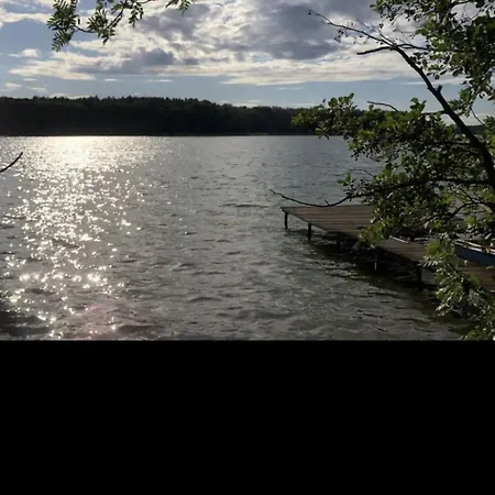בית נופש Reetdach Am Luebbesee Sauna Bootsteg Neu By Interhome Milmersdorf